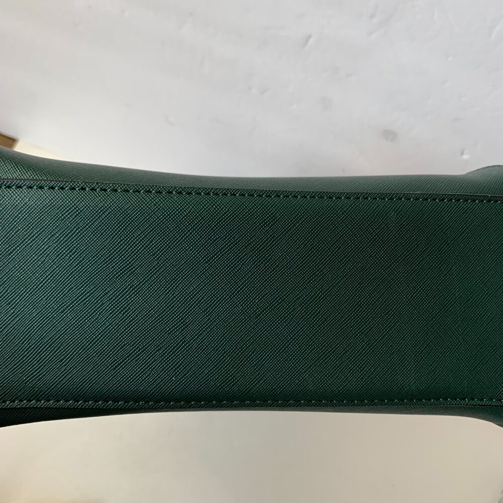 Badgley Mischka Green crossbody purse NWT - Picture 10 of 11